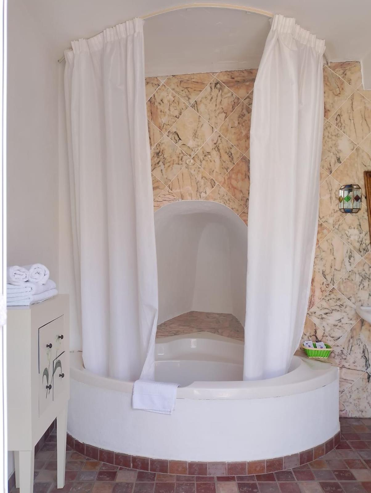 Casa Rural Plaza De Santa Maria Cazorla Zewnętrze zdjęcie