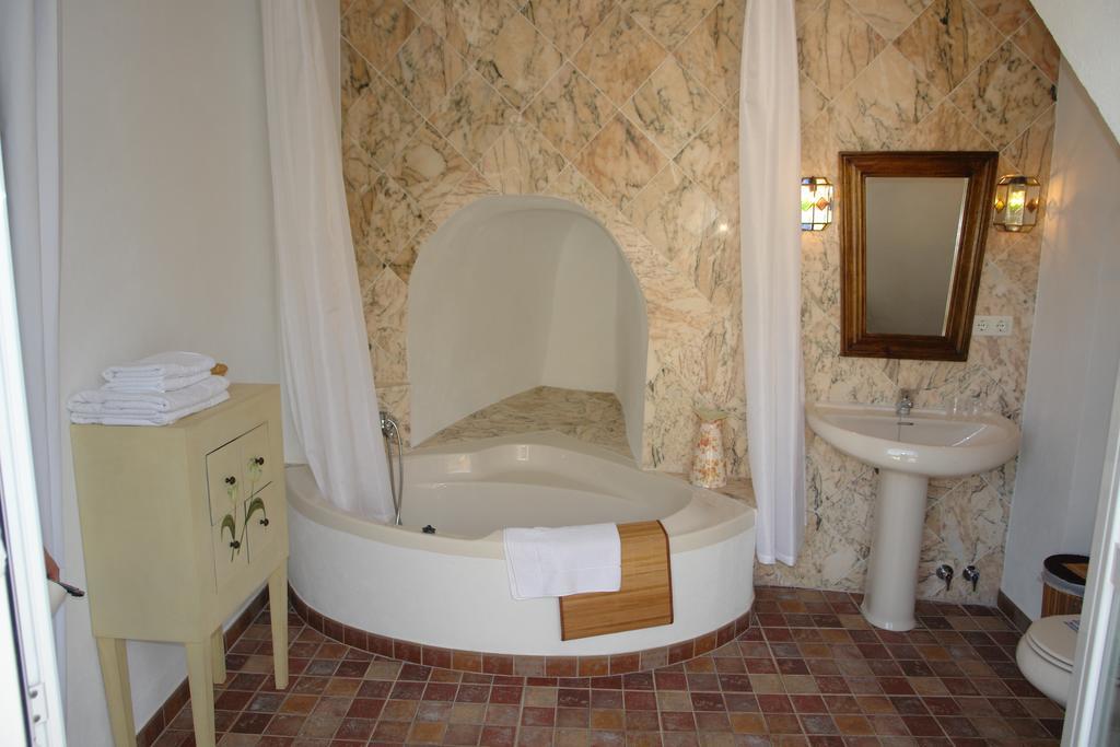 Casa Rural Plaza De Santa Maria Cazorla Zewnętrze zdjęcie